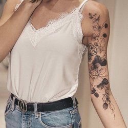 Женски татуировки на ръката