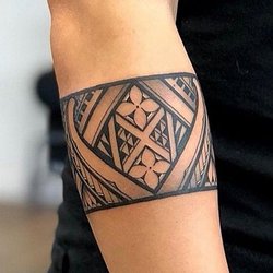 Тату-гривни