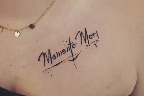 татуировки Memento Mori