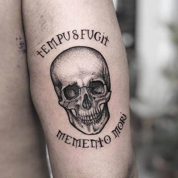 татуировки Memento Mori