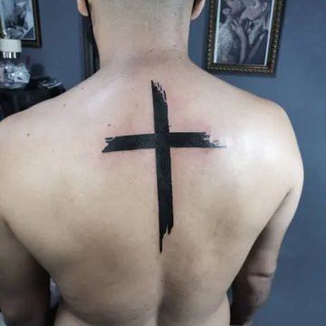 Татуировка на кръст